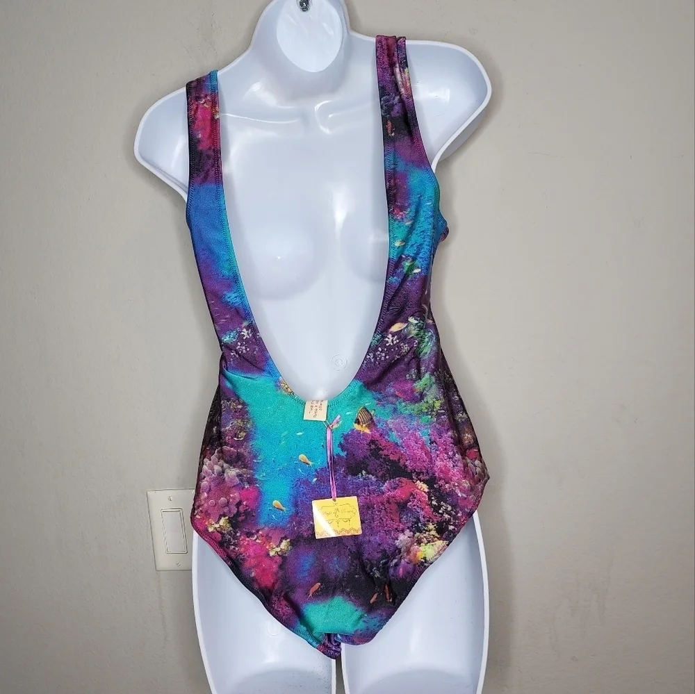 NWT playful promises beach swim‎ suit.